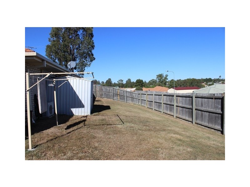 2 Jess Street, Yamanto QLD 4305