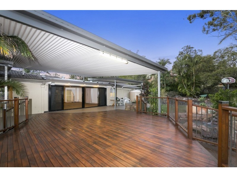 18-20 Woodlands Avenue, Camira QLD 4300
