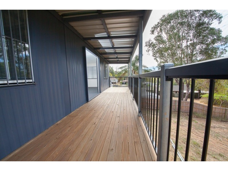 6 William Street, Blackstone QLD 4304