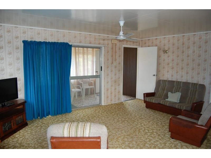 13-17 Peak Crossing Churchbank Weir Road, Peak Crossing QLD 4306