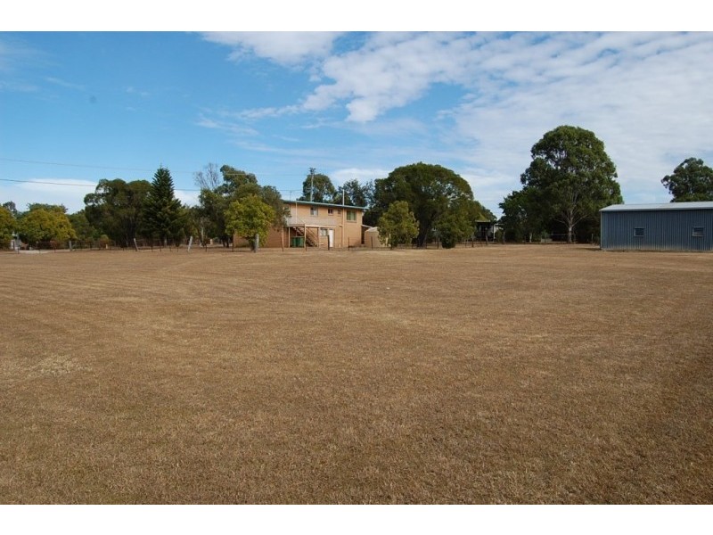 13-17 Peak Crossing Churchbank Weir Road, Peak Crossing QLD 4306