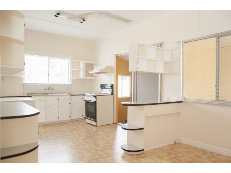 23 Theodore Street, Brassall QLD 4305