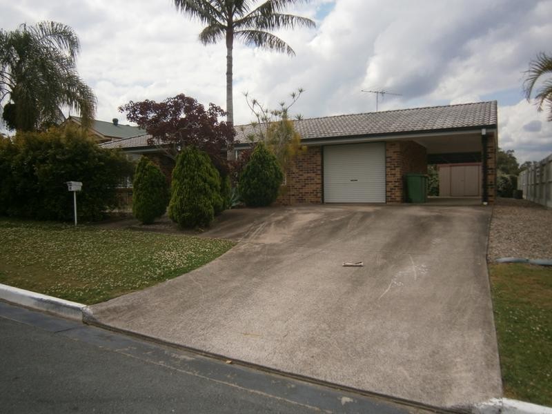 13 Canberra COURT, Brassall QLD 4305