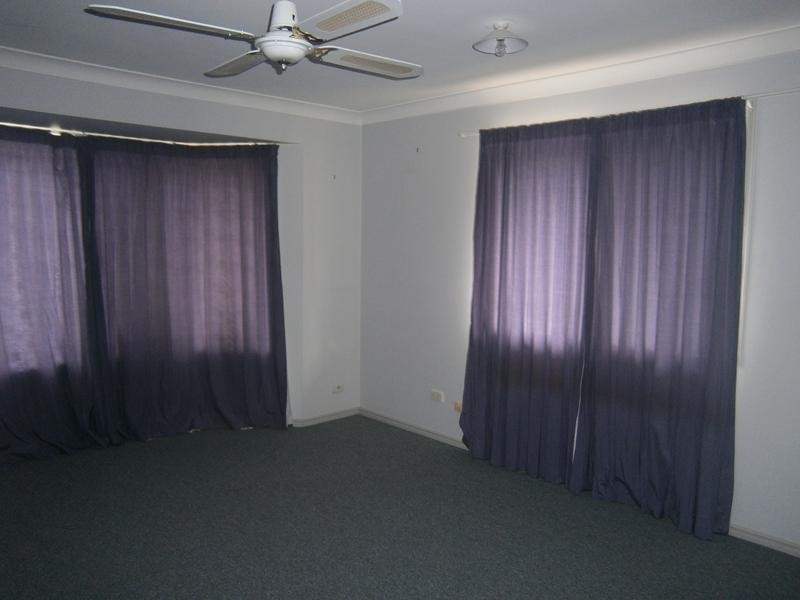 13 Canberra COURT, Brassall QLD 4305