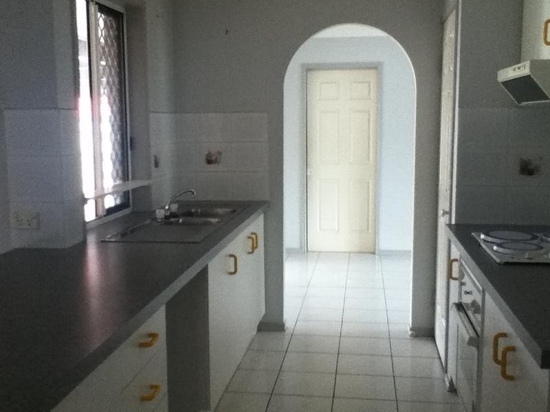 13 Canberra COURT, Brassall QLD 4305