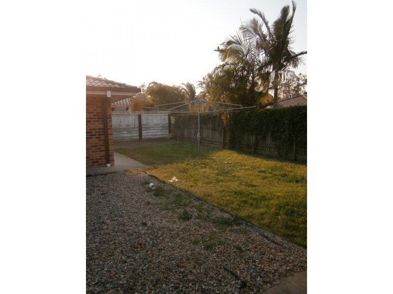 13 Canberra COURT, Brassall QLD 4305