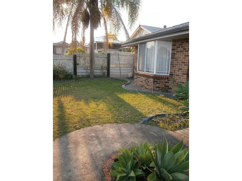 13 Canberra COURT, Brassall QLD 4305