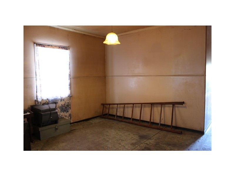 22 Lowry Street, North Ipswich QLD 4305