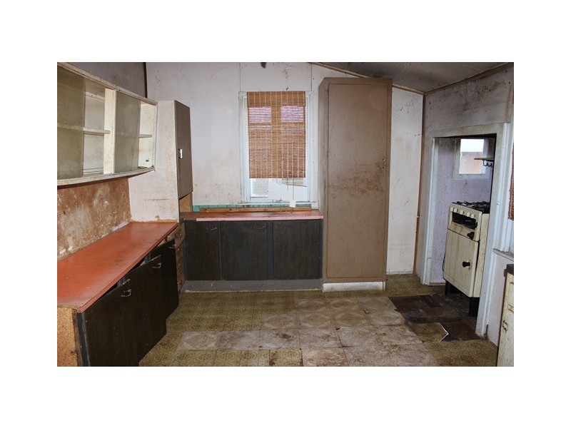 22 Lowry Street, North Ipswich QLD 4305