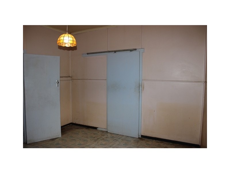 22 Lowry Street, North Ipswich QLD 4305