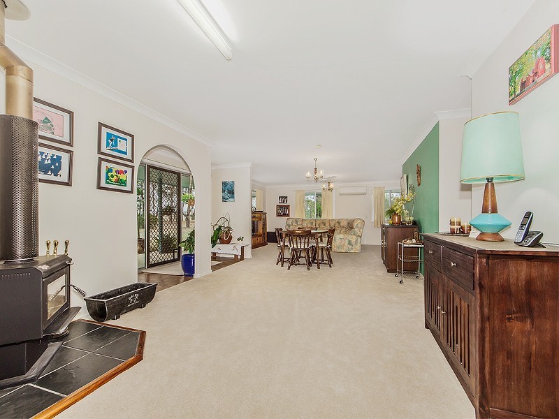 149 F Holts Road, Pine Mountain QLD 4306