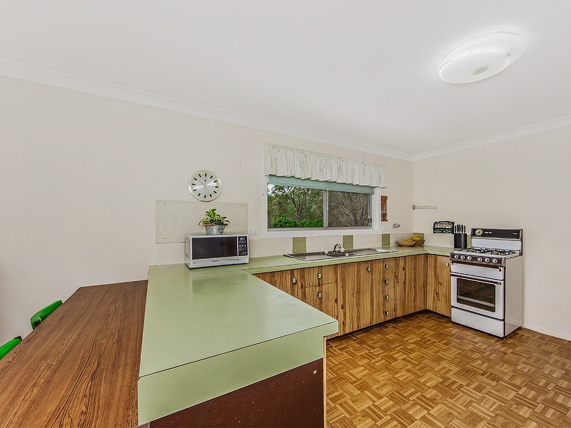 149 F Holts Road, Pine Mountain QLD 4306
