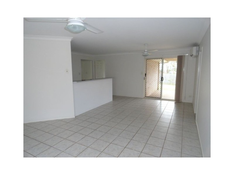 72 Sandalwood Drive, Yamanto QLD 4305