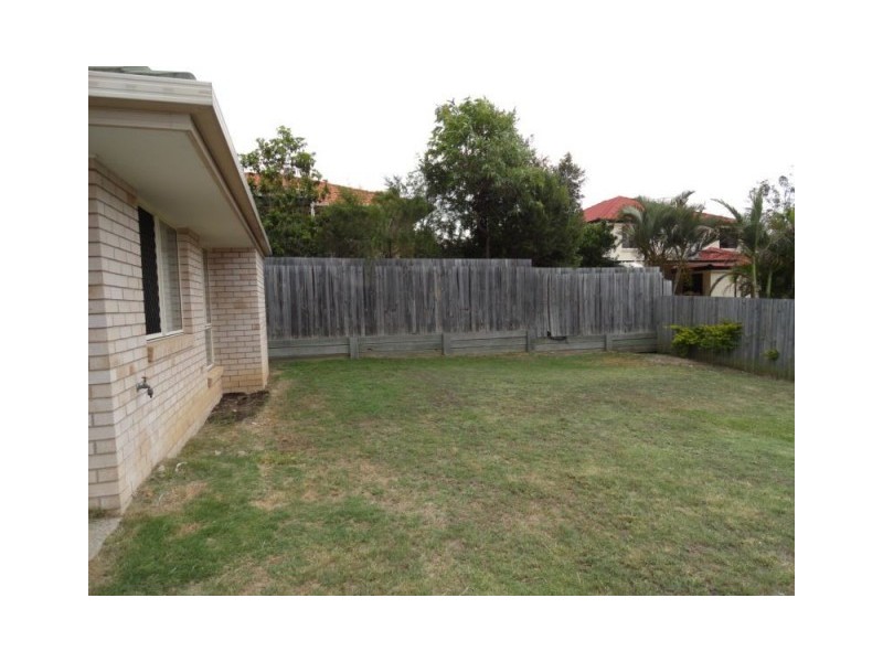 72 Sandalwood Drive, Yamanto QLD 4305