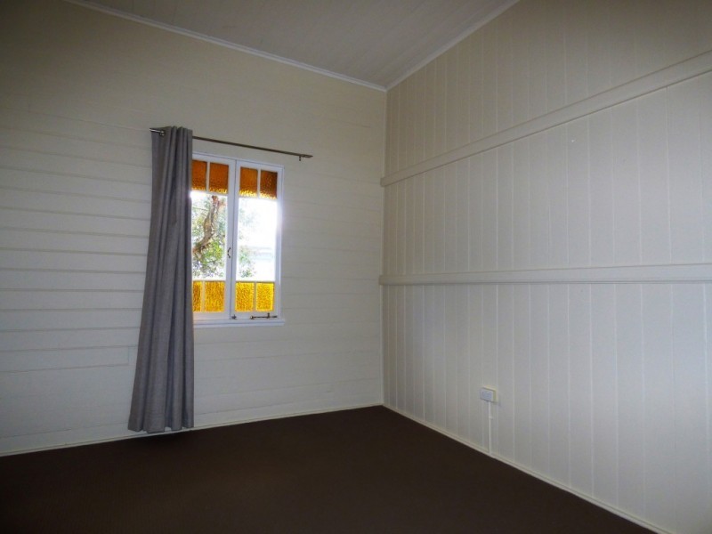 7 Flint Street, North Ipswich QLD 4305