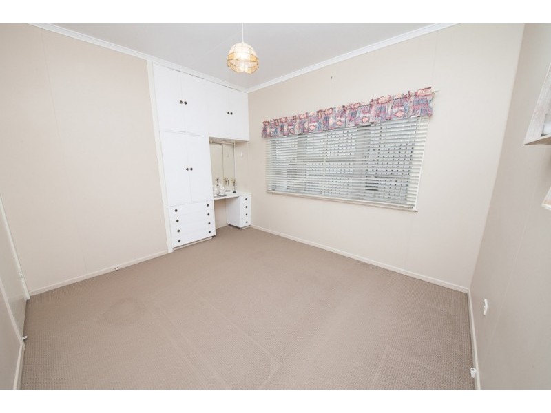 23 Reddy Street, One Mile QLD 4305