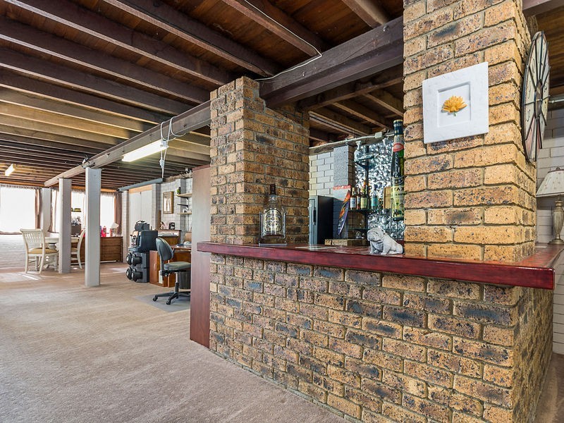 112 Gladstone Road, Coalfalls QLD 4305