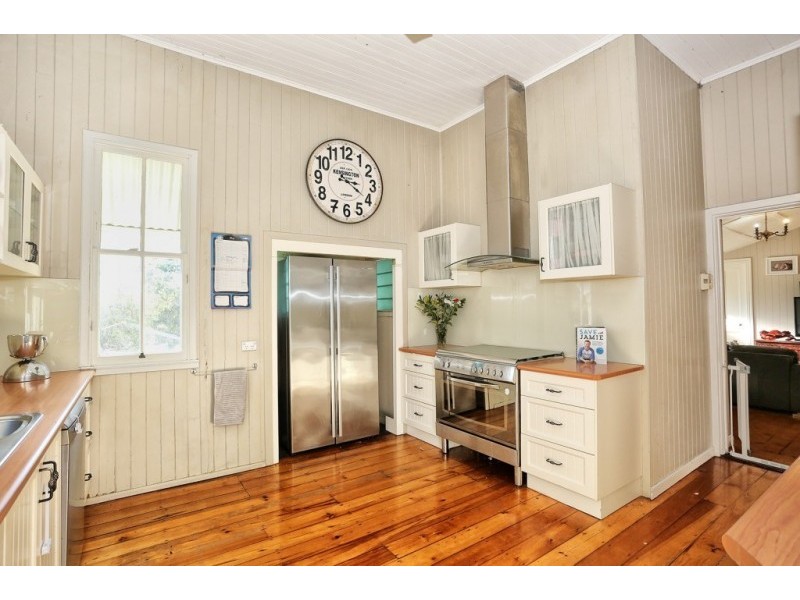 1 Fahy Street, Brassall QLD 4305