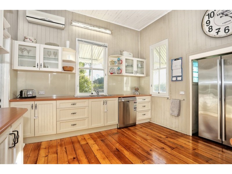 1 Fahy Street, Brassall QLD 4305