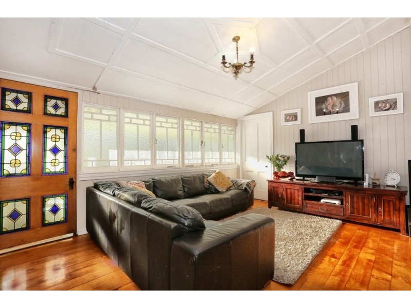 1 Fahy Street, Brassall QLD 4305