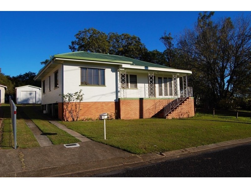 23 Walkers Lane, Booval QLD 4304