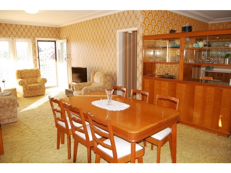 23 Walkers Lane, Booval QLD 4304