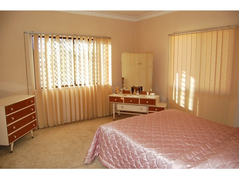 23 Walkers Lane, Booval QLD 4304