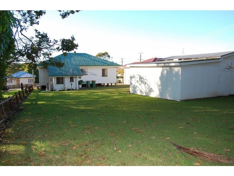 23 Walkers Lane, Booval QLD 4304