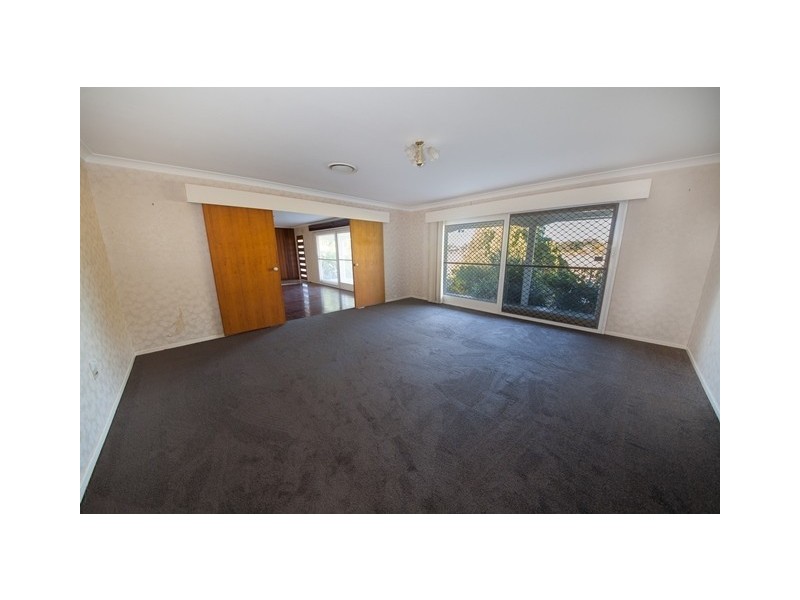 295 Whitehill Road, Flinders View QLD 4305
