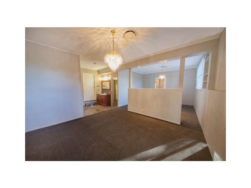 295 Whitehill Road, Flinders View QLD 4305