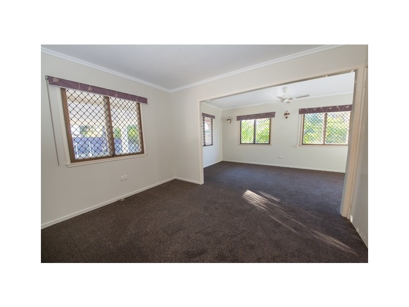 295 Whitehill Road, Flinders View QLD 4305