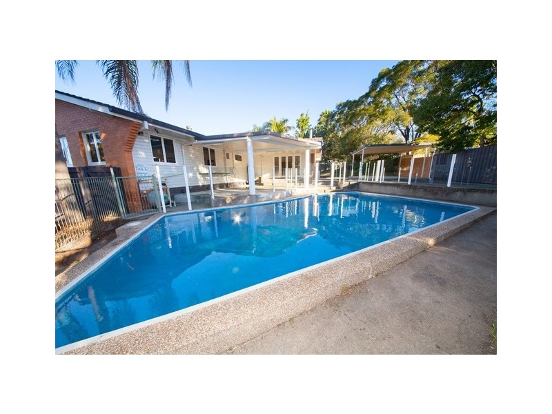 295 Whitehill Road, Flinders View QLD 4305