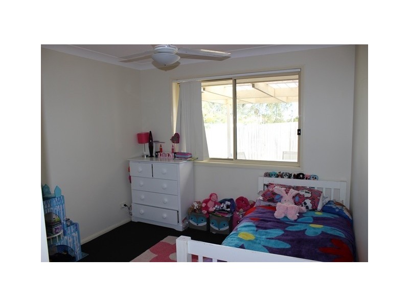 4 Oak Court, Yamanto QLD 4305