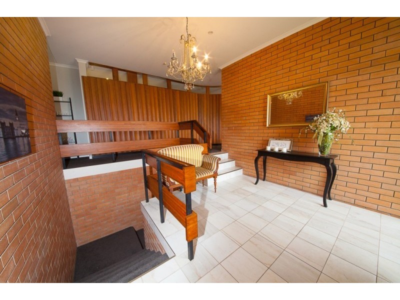 4 Rose Street, Eastern Heights QLD 4305