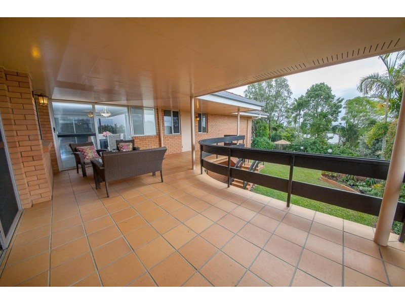 4 Rose Street, Eastern Heights QLD 4305