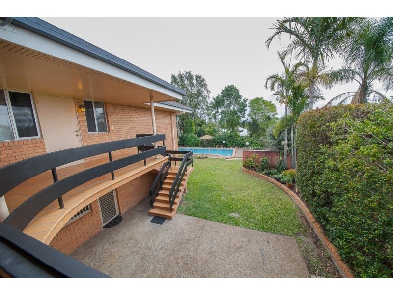 4 Rose Street, Eastern Heights QLD 4305