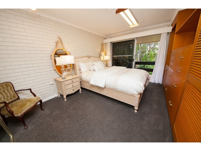 4 Rose Street, Eastern Heights QLD 4305