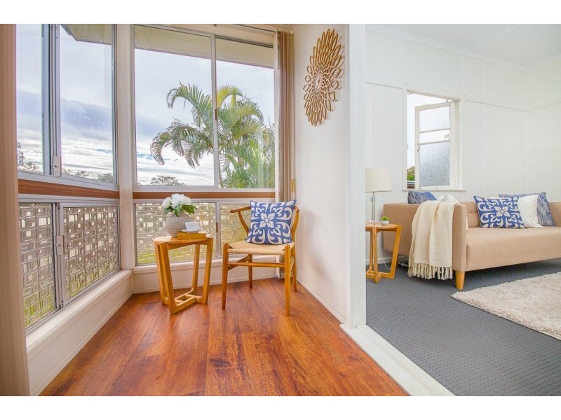 1 Simmons Road, North Ipswich QLD 4305
