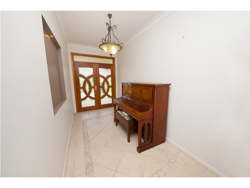 79 Cabernet Crescent, Pine Mountain QLD 4306