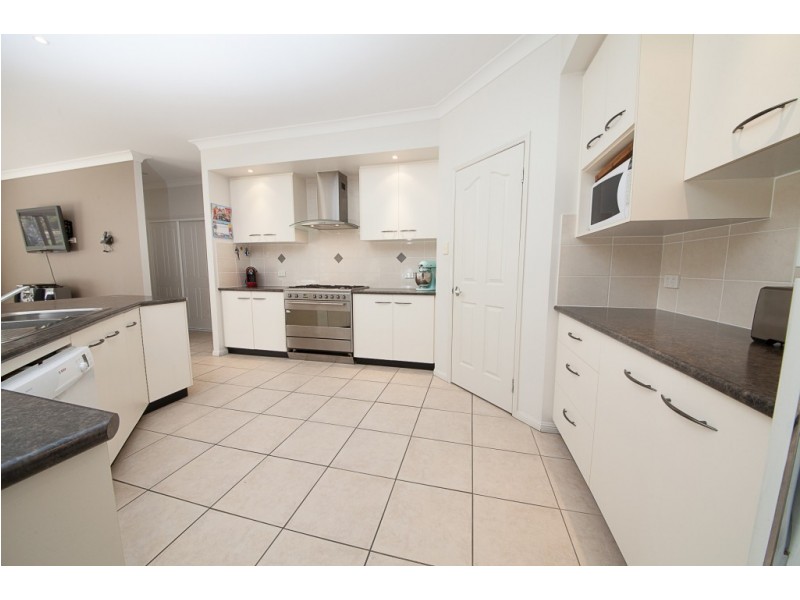 79 Cabernet Crescent, Pine Mountain QLD 4306