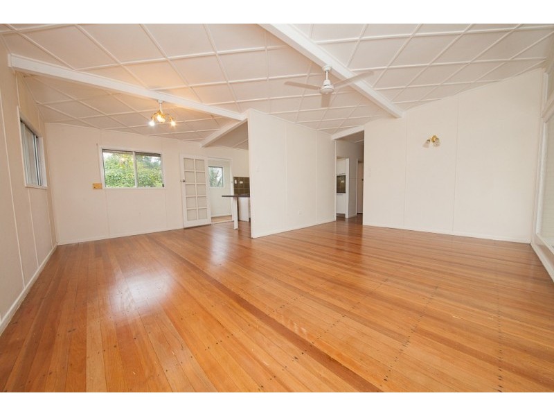 22-24 Welsby Street, North Booval QLD 4304