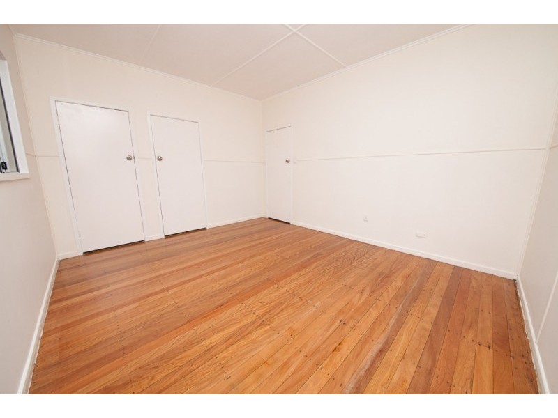 22-24 Welsby Street, North Booval QLD 4304