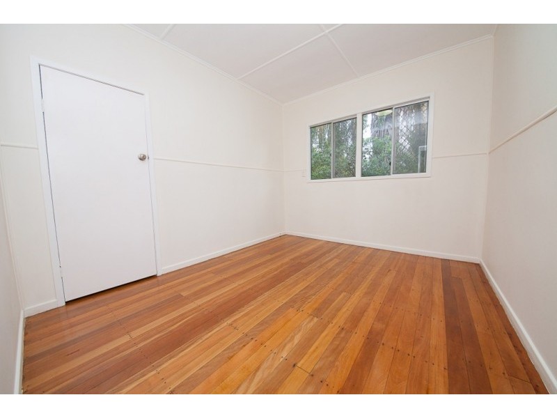 22-24 Welsby Street, North Booval QLD 4304