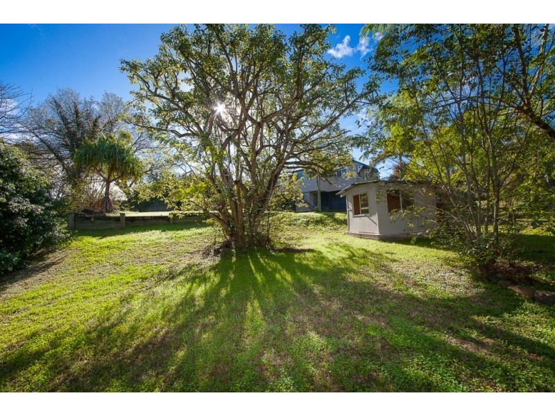 22-24 Welsby Street, North Booval QLD 4304