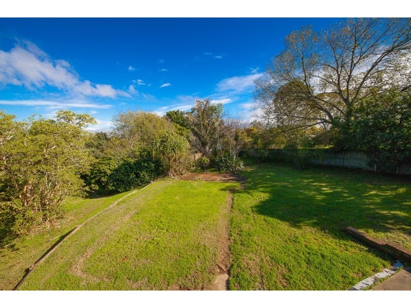 22-24 Welsby Street, North Booval QLD 4304