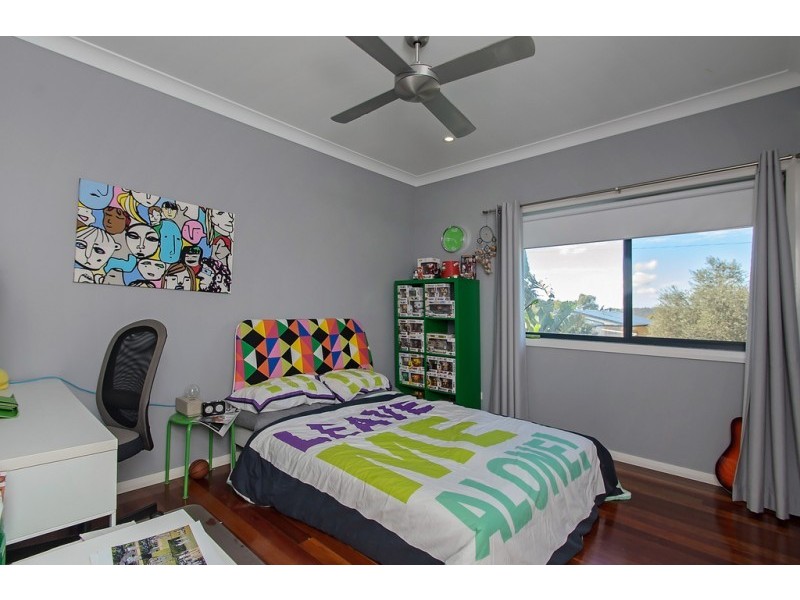 27 Taylor Street, Eastern Heights QLD 4305