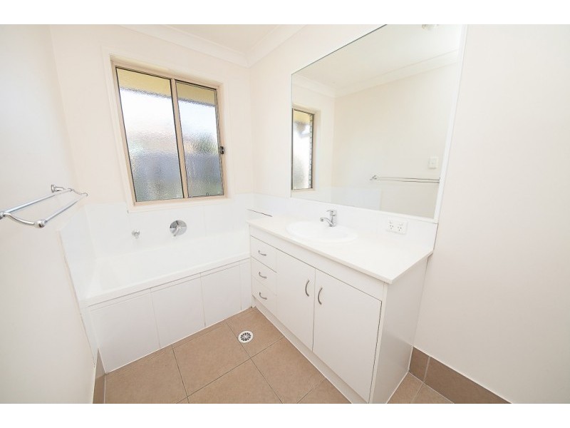 20 Neumann Place, Leichhardt QLD 4305