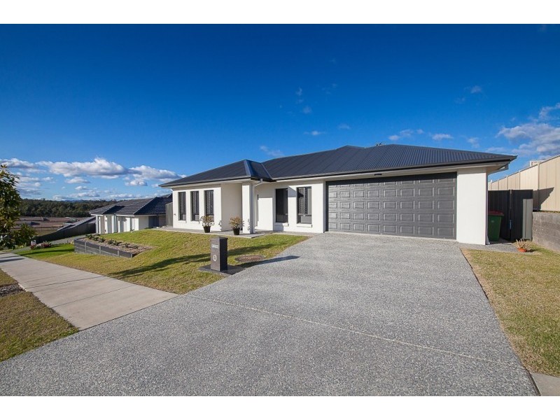 9 Nelson Circuit, Brassall QLD 4305