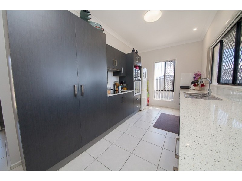 9 Nelson Circuit, Brassall QLD 4305