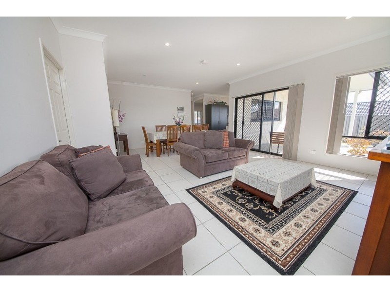 9 Nelson Circuit, Brassall QLD 4305
